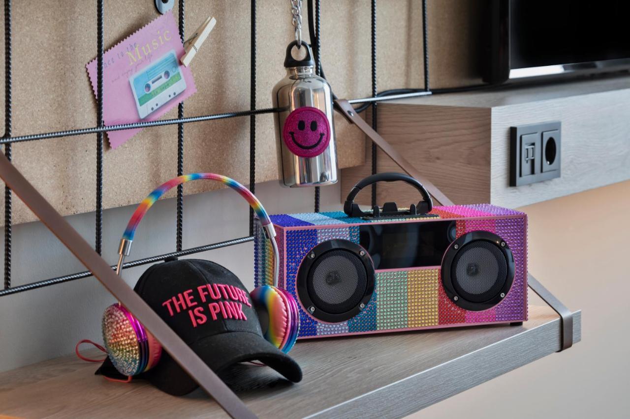 Moxy Duesseldorf City Ngoại thất bức ảnh