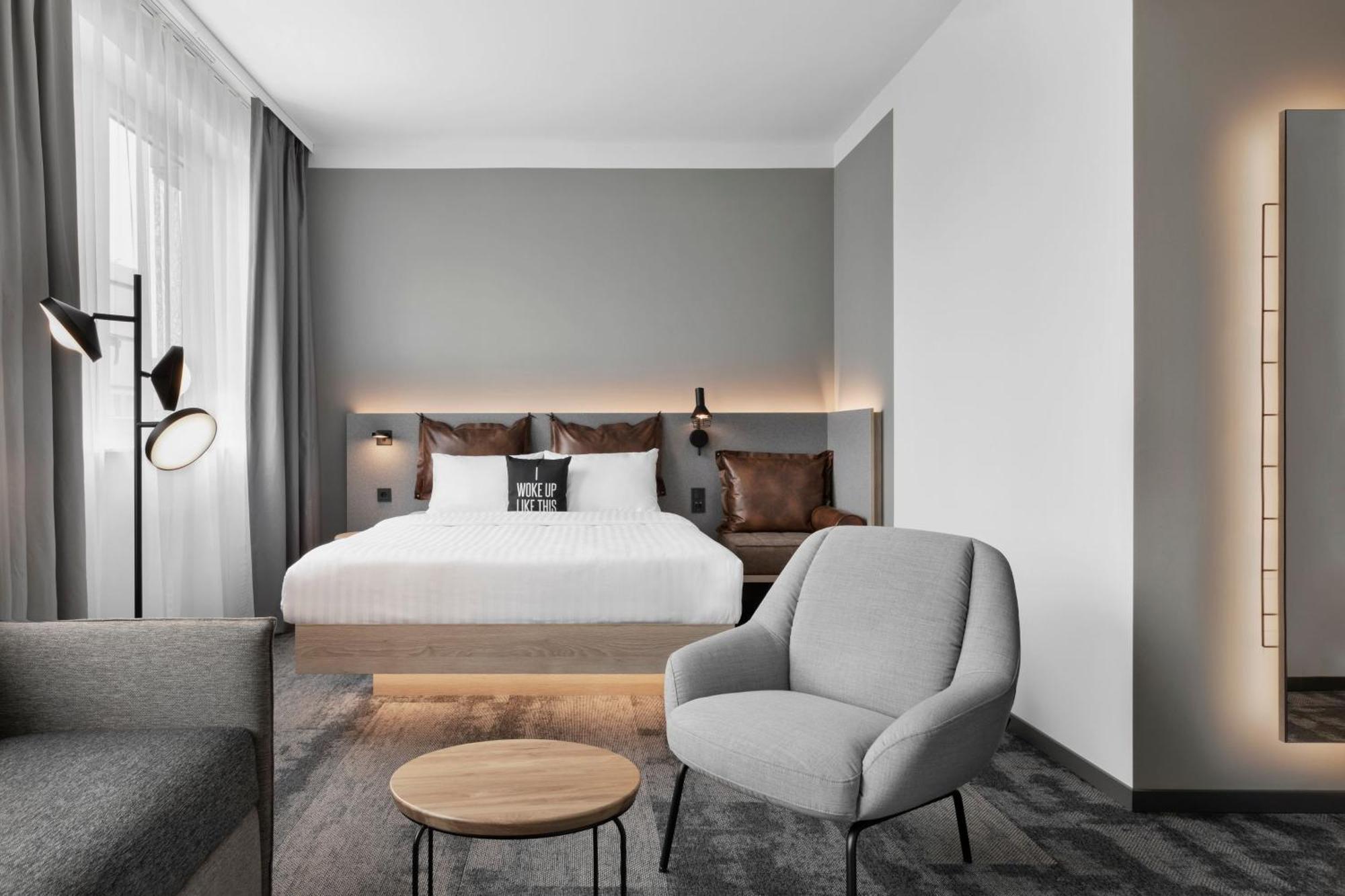 Moxy Duesseldorf City Ngoại thất bức ảnh